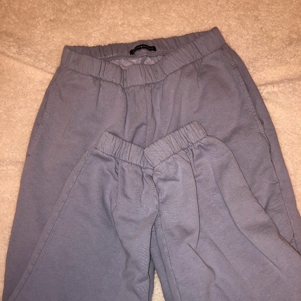 ONLY WORN ONCE Brandy Melville Sweatpants